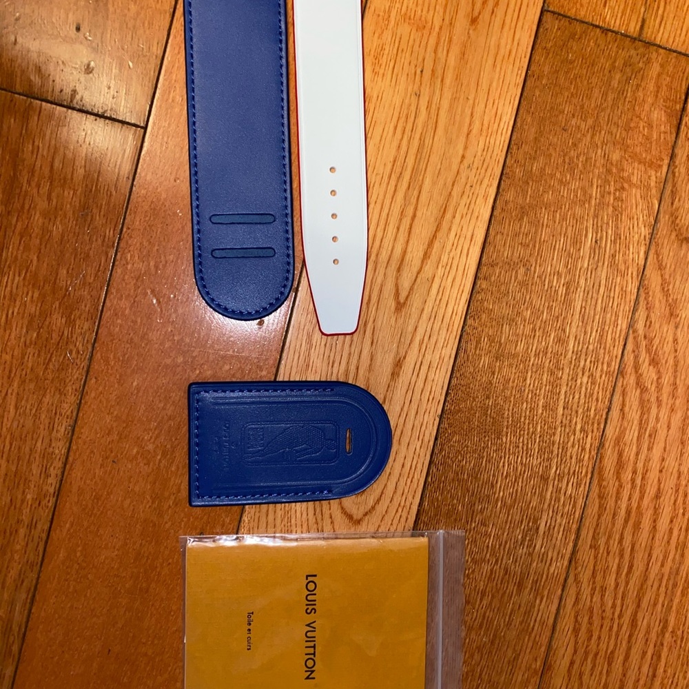 Louis Vuitton bag tag set!! New never used